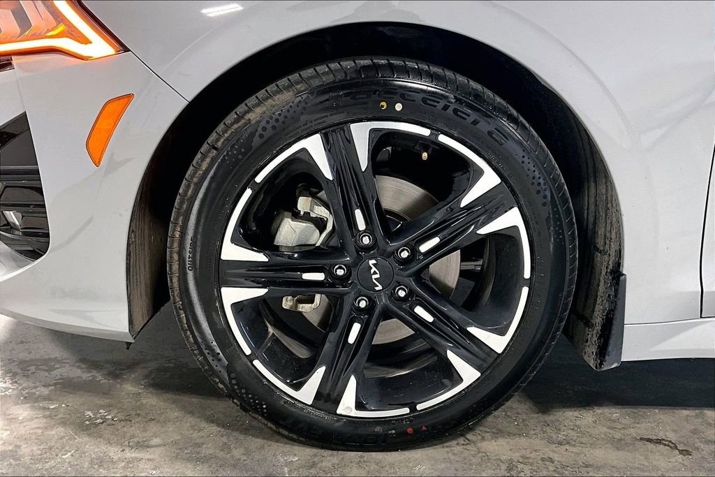 Used 2023 Kia K5 GT-Line w/ GT-Line Premium Package image 11