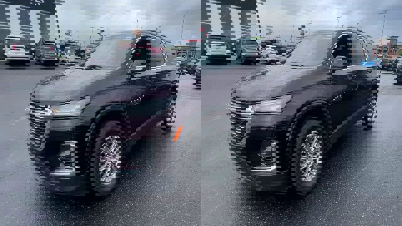 Used 2023 Chevrolet Traverse LT image 5