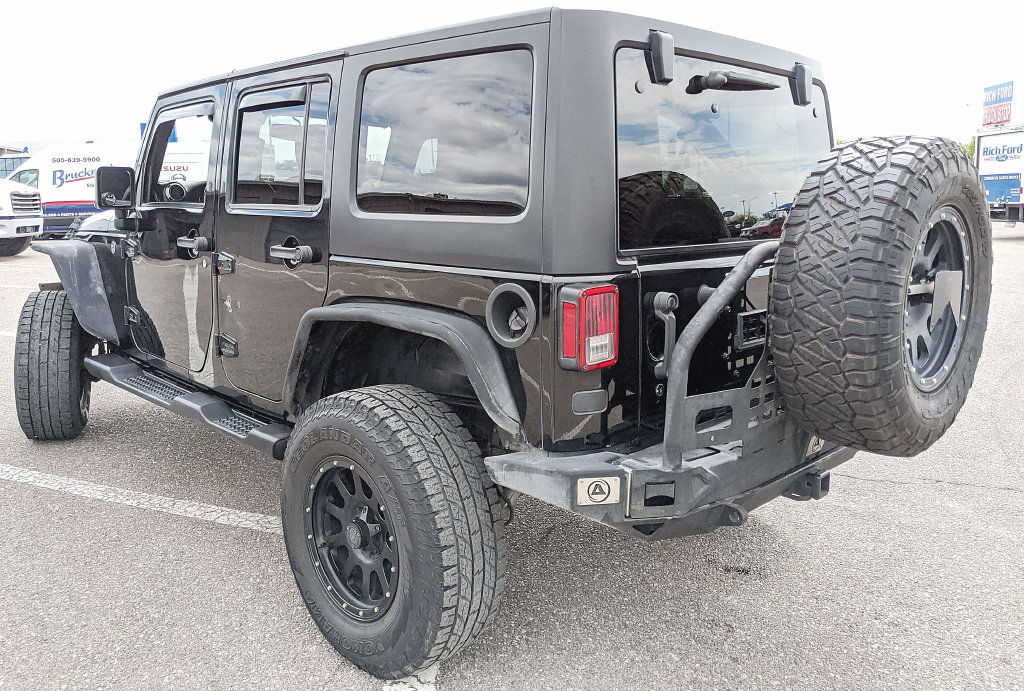 Used 2017 Jeep Wrangler Unlimited Sport w/ Quick Order Package 24S AWD/4WD image 4