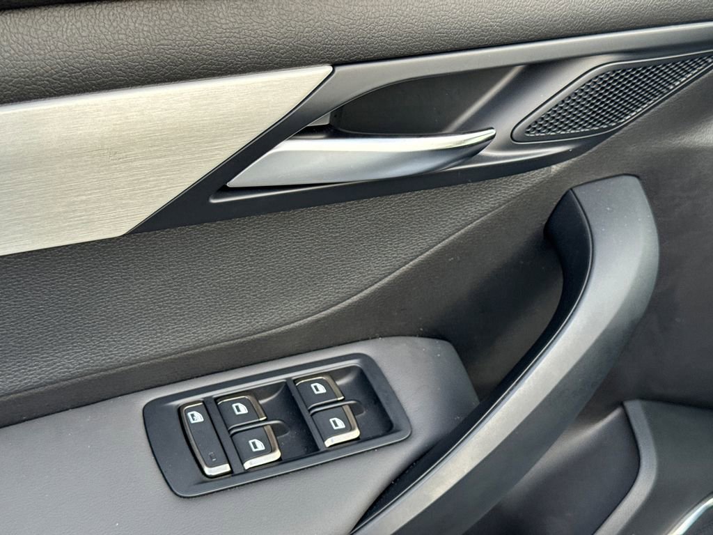 New 2025 VinFast VF 8 Plus AWD/4WD image 28