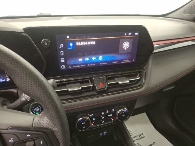 Used 2024 Chevrolet TrailBlazer RS w/ Convenience Package image 18