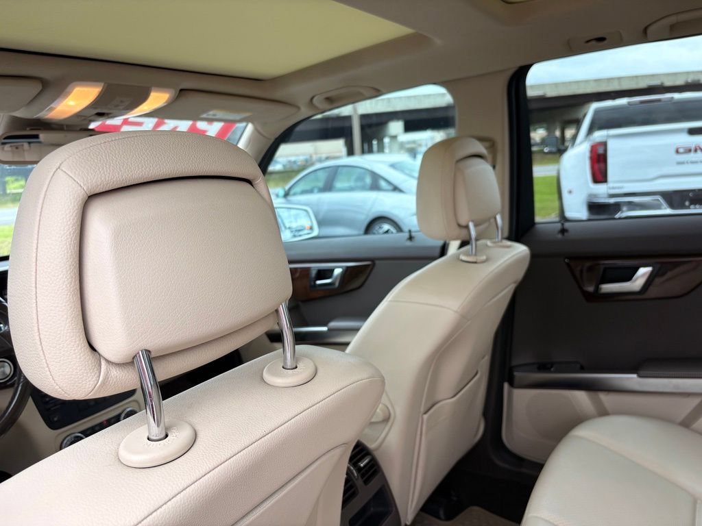 Used 2015 Mercedes-Benz GLK 350 2WD image 25