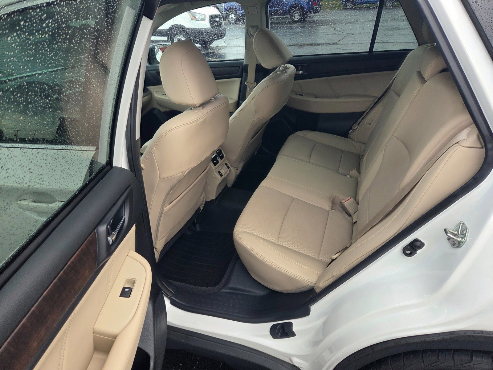 Used 2019 Subaru Outback 2.5i Limited image 11