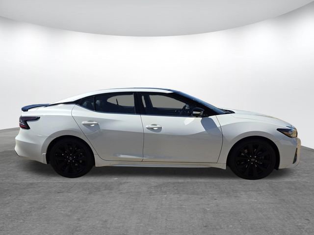 Used 2023 Nissan Maxima SR w/ Sport Mat Group image 3
