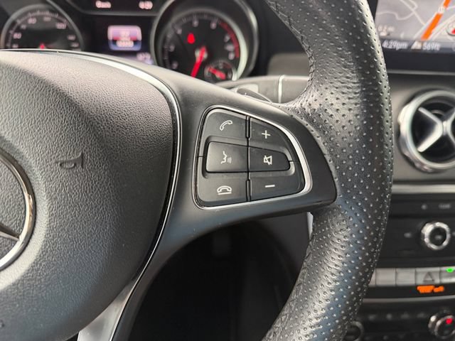Certified 2020 Mercedes-Benz GLA 250 4MATIC image 28