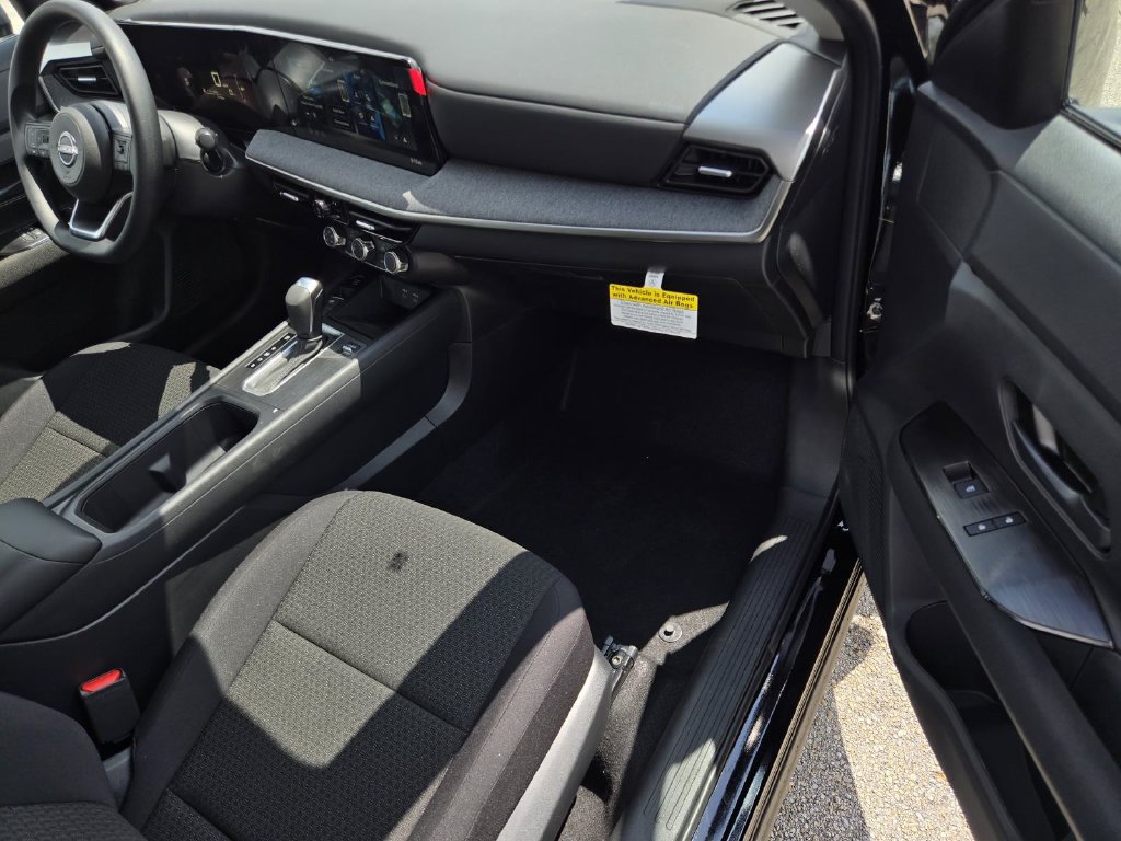 New 2027 Nissan Kicks S FWD image 7