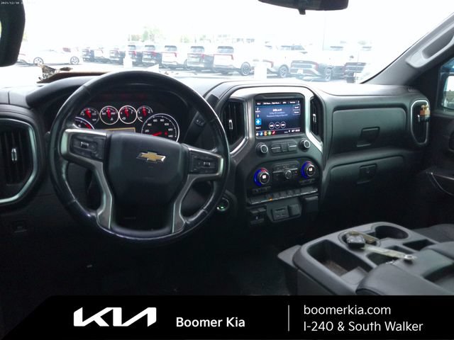 Used 2019 Chevrolet Silverado 1500 LT w/ Texas Edition AWD/4WD image 9