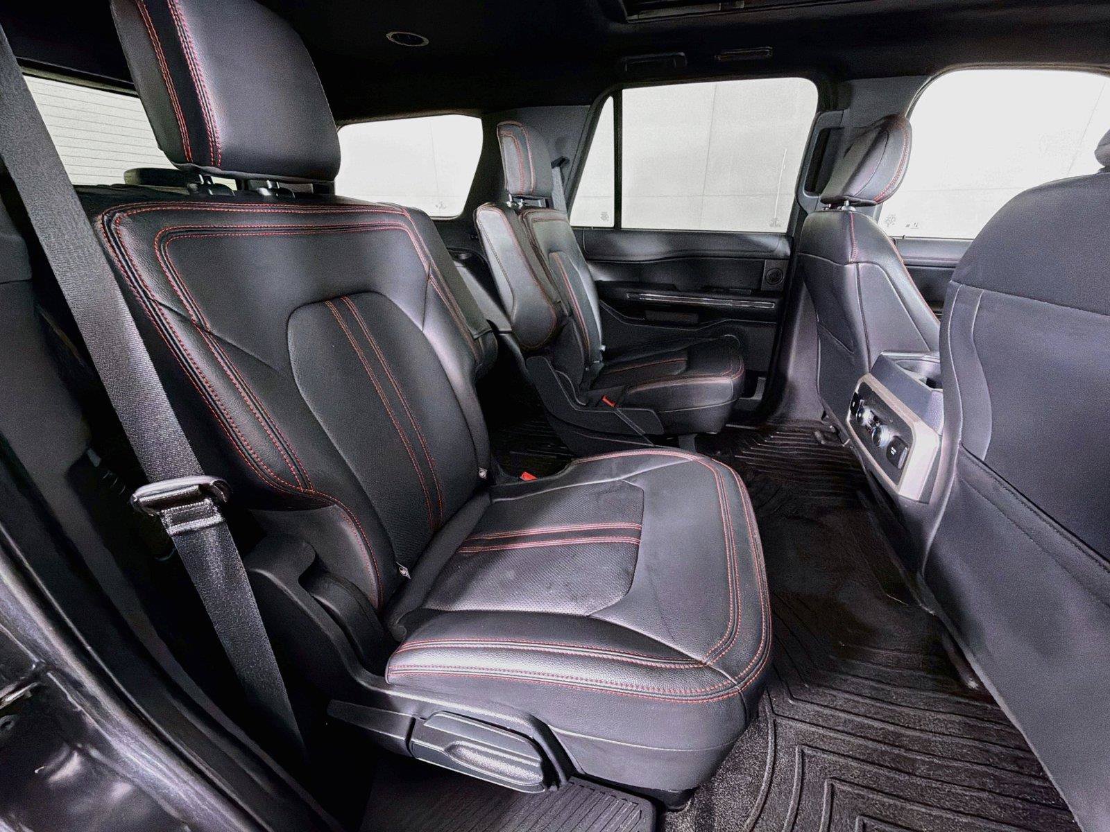 Used 2024 Ford Expedition Limited AWD/4WD image 30