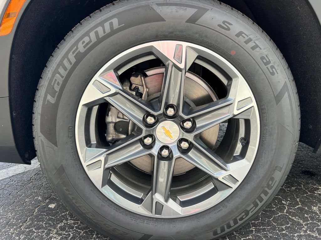 Used 2025 Chevrolet Blazer LT FWD image 23