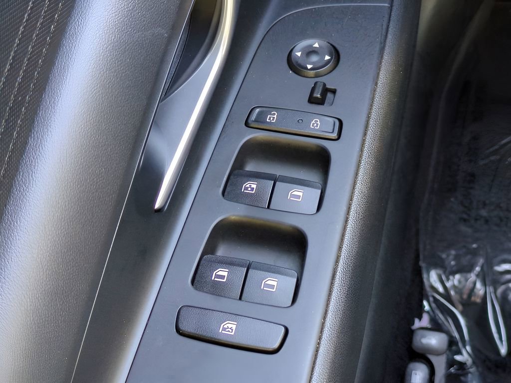 Used 2023 Hyundai Elantra SEL image 20