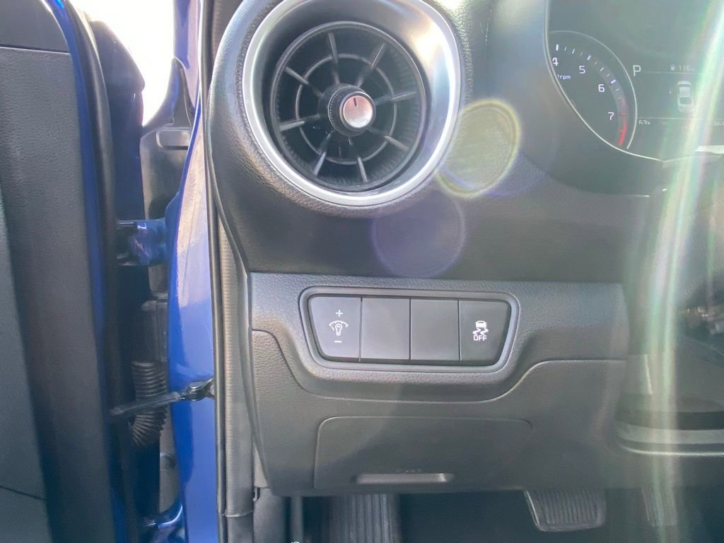 Certified 2024 Kia Forte LXS image 13