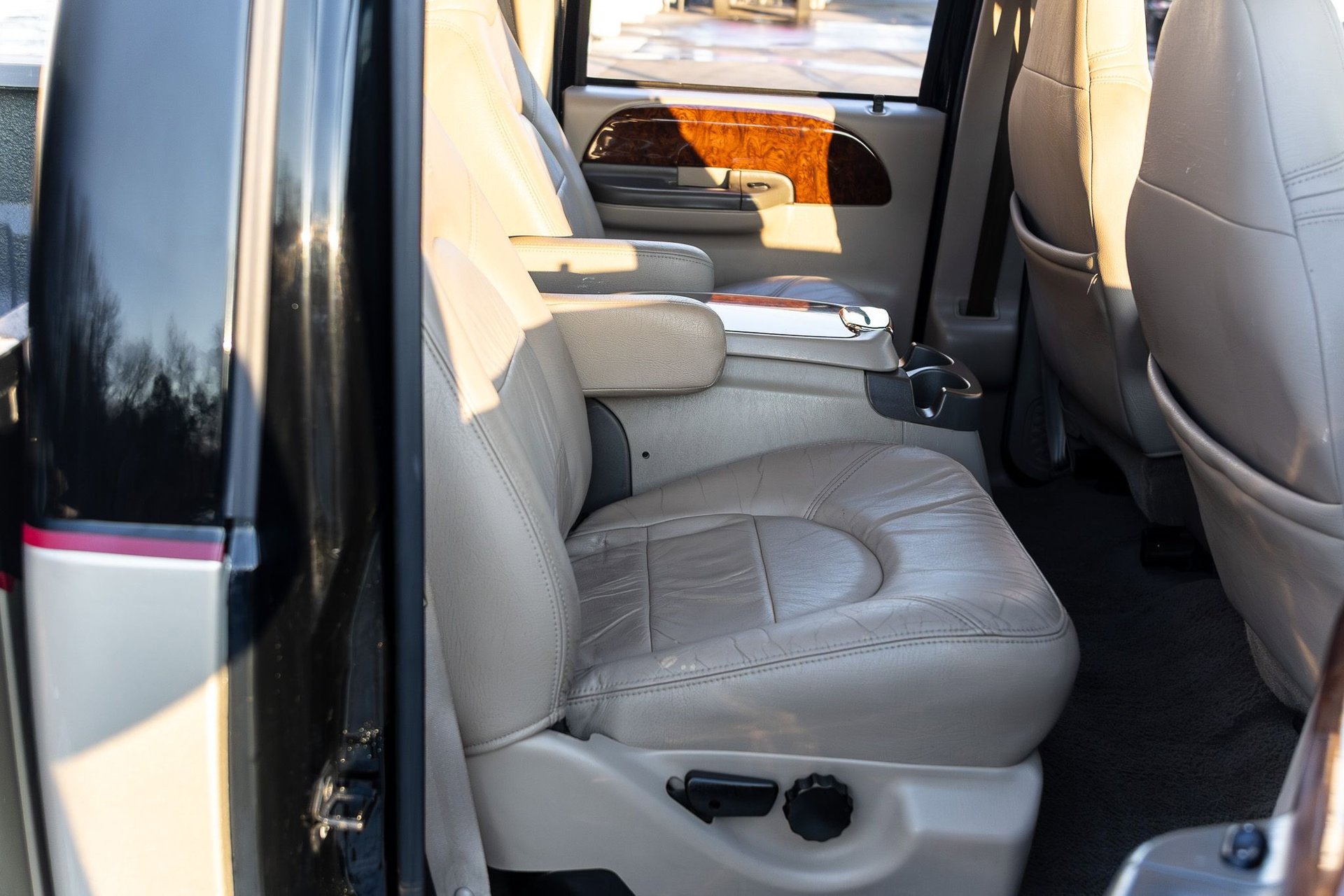 Used 2000 Ford F350 XL image 39