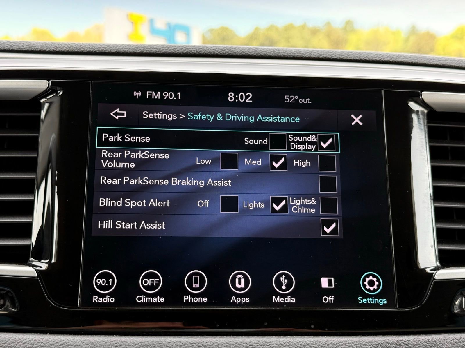 Used 2018 Chrysler Pacifica Touring Plus image 43