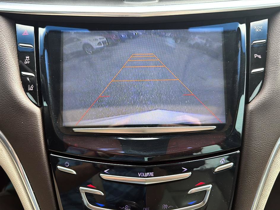 Used 2013 Cadillac XTS Luxury w/ Driver Awareness Package FWD image 15
