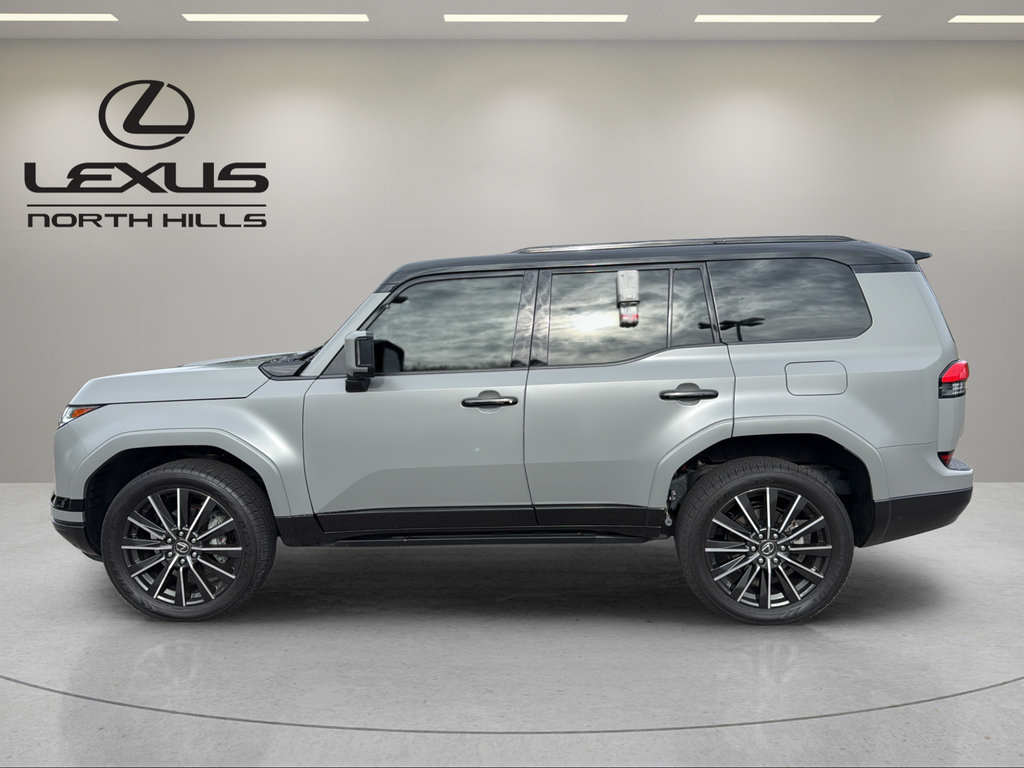 Used 2024 Lexus GX 550 w/ Accessory Package (2T) AWD/4WD image 8