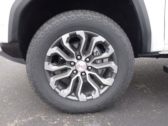 New 2026 GMC Canyon Denali image 24