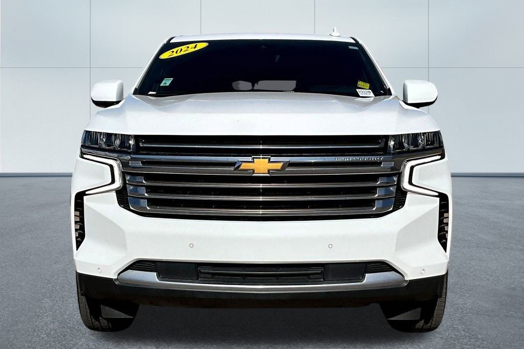 Used 2024 Chevrolet Tahoe High Country image 3