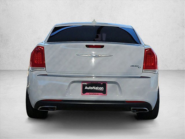 Used 2015 Chrysler 300 C RWD image 6