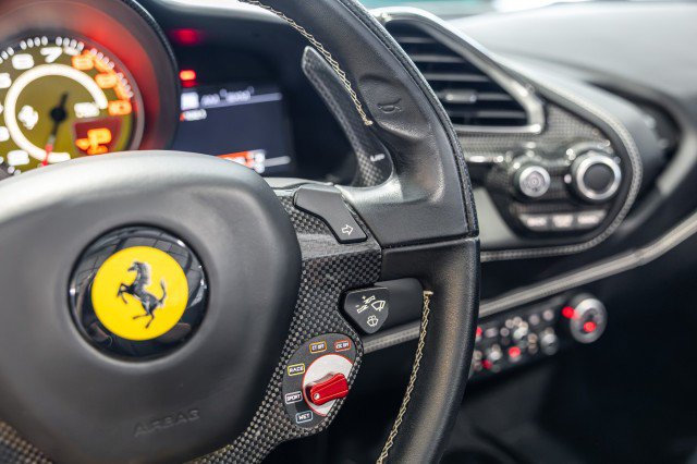 Used 2018 Ferrari 488 Spider RWD image 34