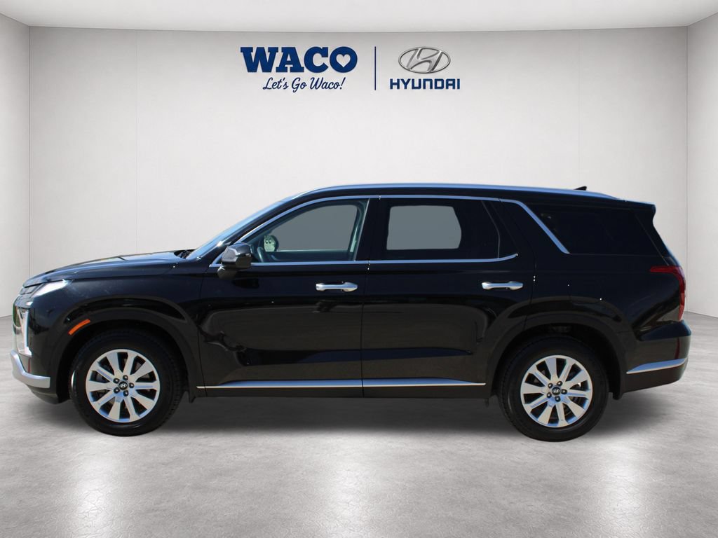 Used 2023 Hyundai Palisade SEL FWD image 4