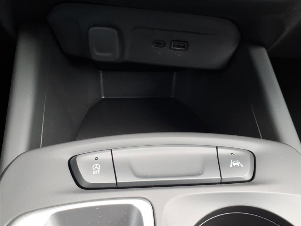 New 2026 Chevrolet Trax RS w/ Driver Confidence Package image 21