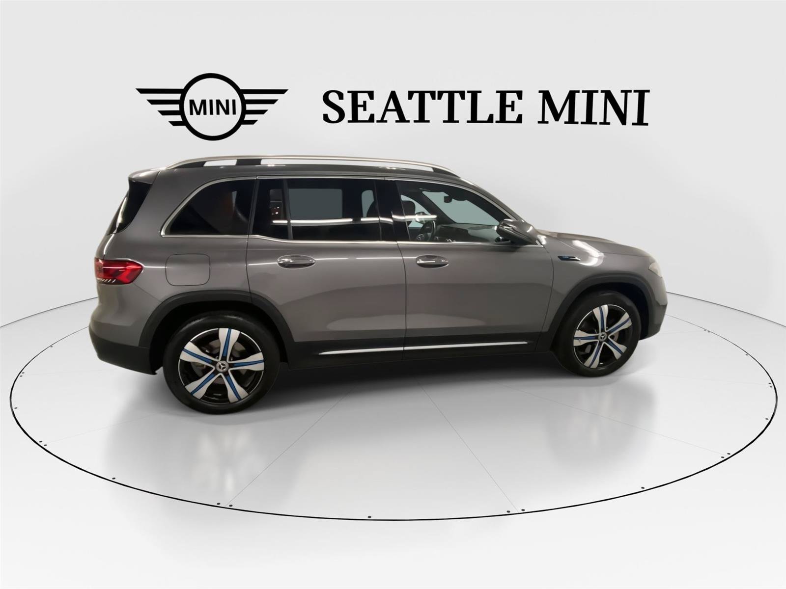 Used 2022 Mercedes-Benz EQB 350 4MATIC image 12
