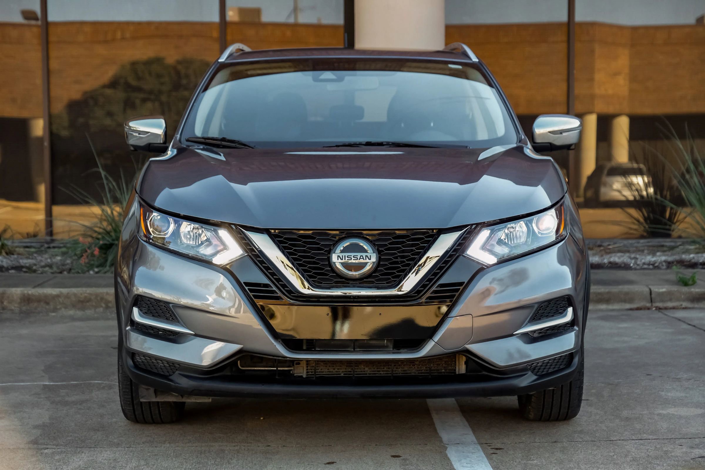 Used 2022 Nissan Rogue Sport SL AWD/4WD image 5