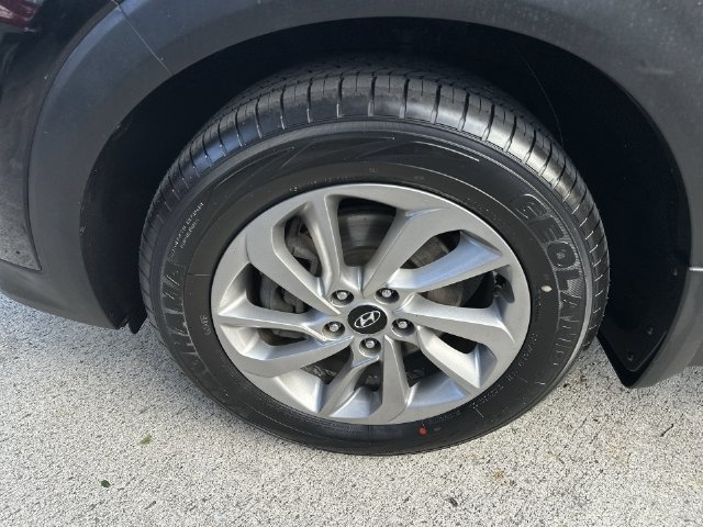 Used 2017 Hyundai Tucson SE w/ SE Popular Package 02 FWD image 10