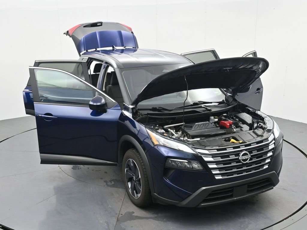 Used 2024 Nissan Rogue SV AWD/4WD image 38