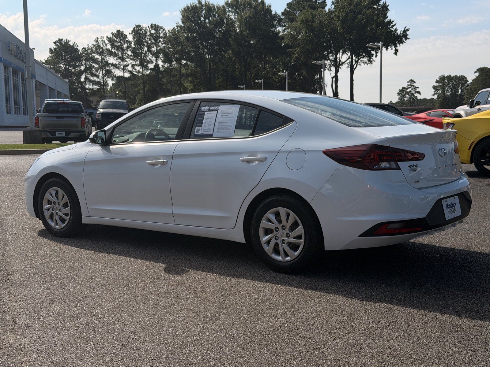 Used 2020 Hyundai Elantra SE w/ Cargo Package (C1) FWD image 10