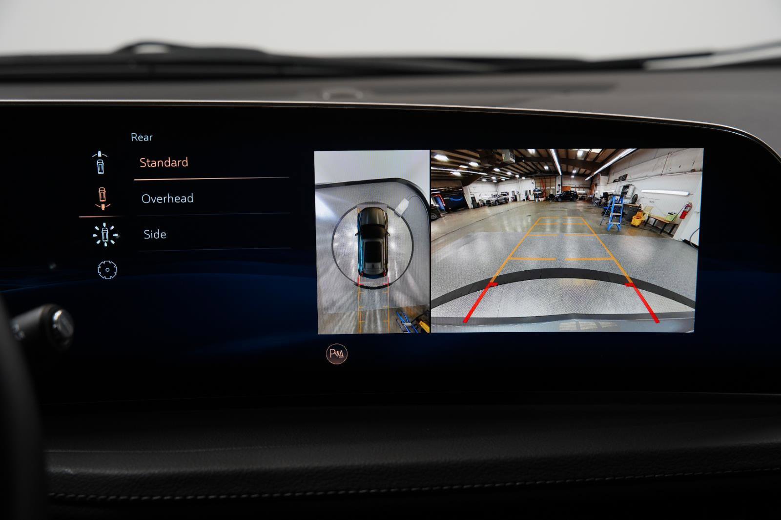 Used 2025 Cadillac XT4 Premium Luxury image 38