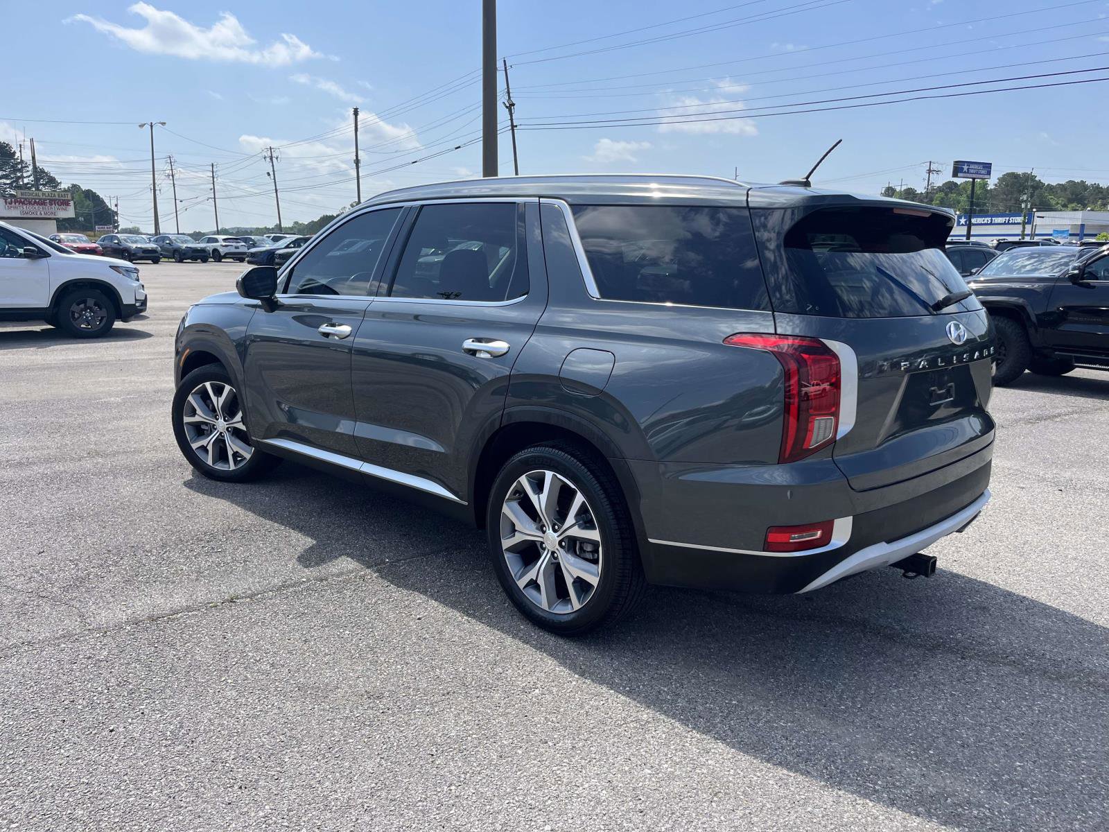 Used 2021 Hyundai Palisade SEL w/ Convenience Package FWD image 5