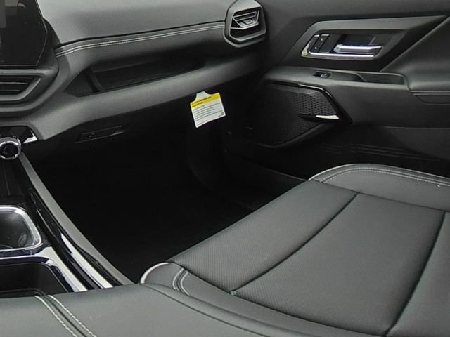 New 2026 Chevrolet Silverado EV LT AWD/4WD image 29