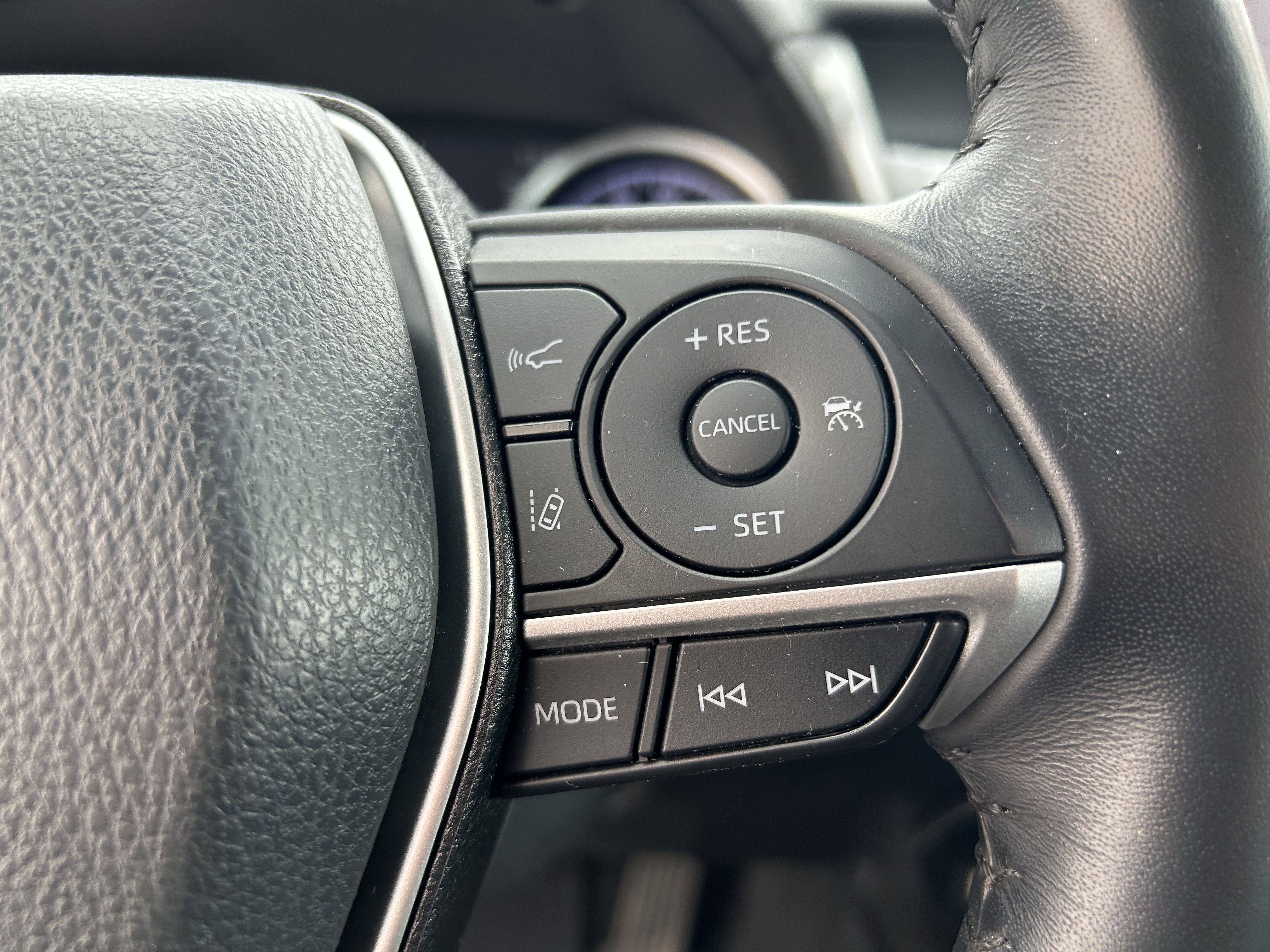 Certified 2022 Toyota Camry XLE FWD image 22