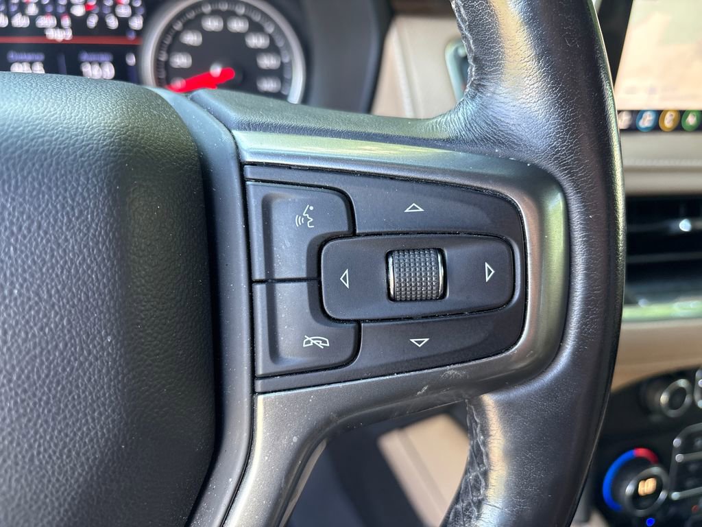Used 2021 Chevrolet Tahoe Premier w/ Premium Package AWD/4WD image 19