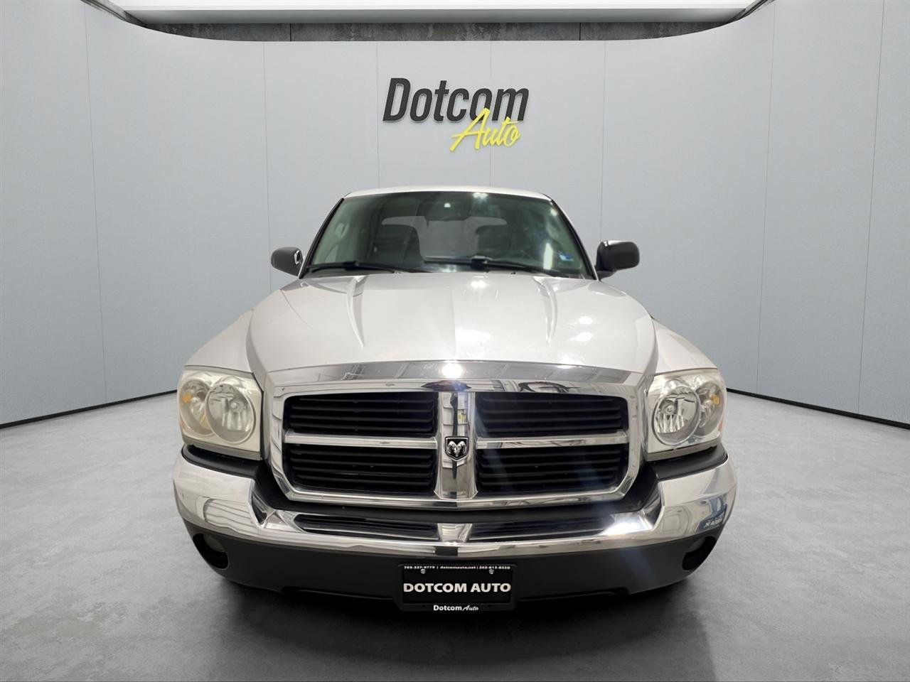 Used 2005 Dodge Dakota SLT w/ Trailer Tow Group image 19