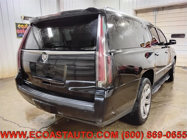 Used 2015 Cadillac Escalade ESV Luxury AWD/4WD image 3
