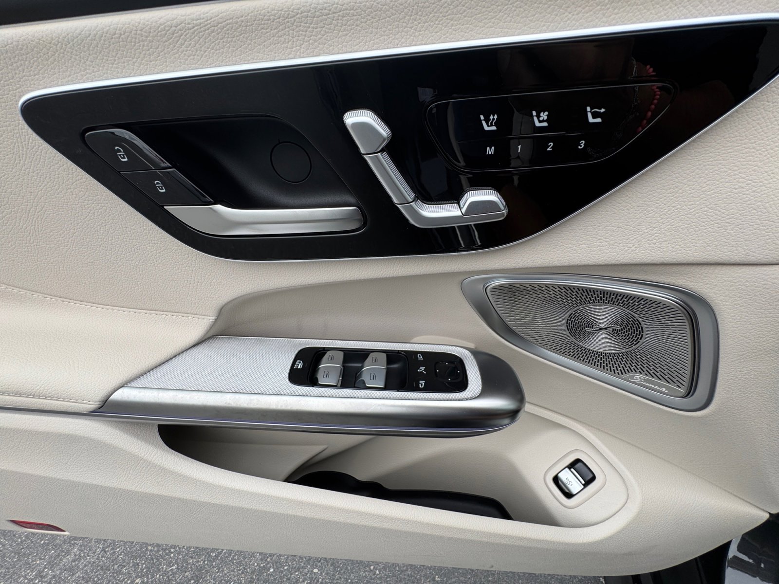 New 2026 Mercedes-Benz CLE 450 4MATIC Cabriolet image 30