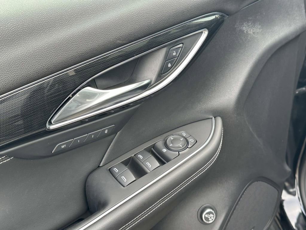 Certified 2023 Buick Envision Essence w/ Sport Touring Package image 20