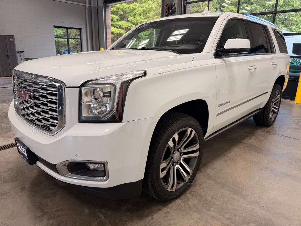 Used 2020 GMC Yukon Denali w/ Denali Premium Package AWD/4WD image 5