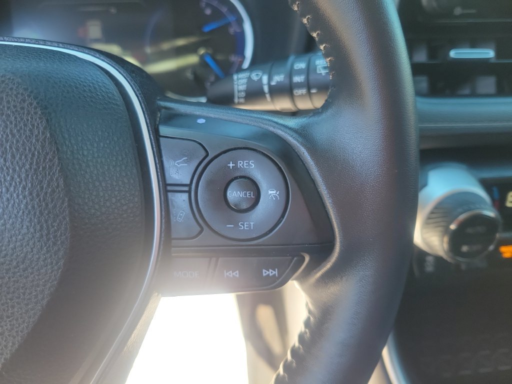Used 2019 Toyota RAV4 Limited w/ Carpet Mat Package AWD/4WD image 35