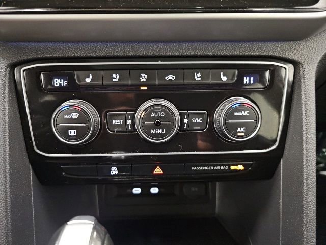 Used 2023 Volkswagen Atlas SEL Premium image 25