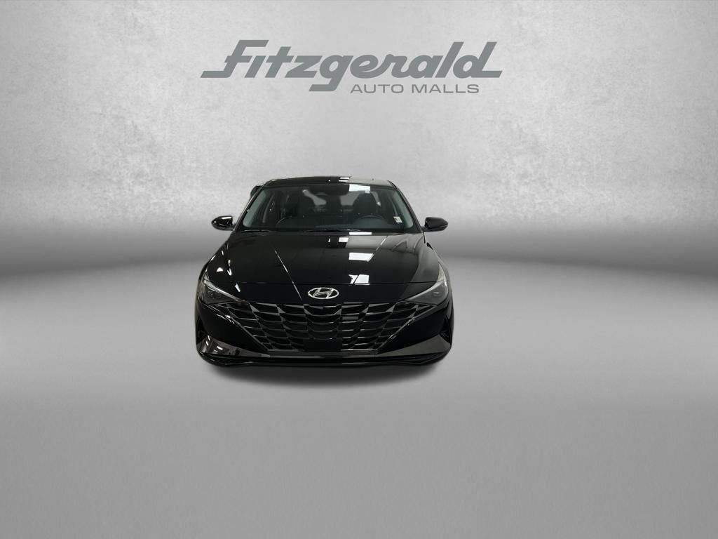 Used 2023 Hyundai Elantra Limited image 10