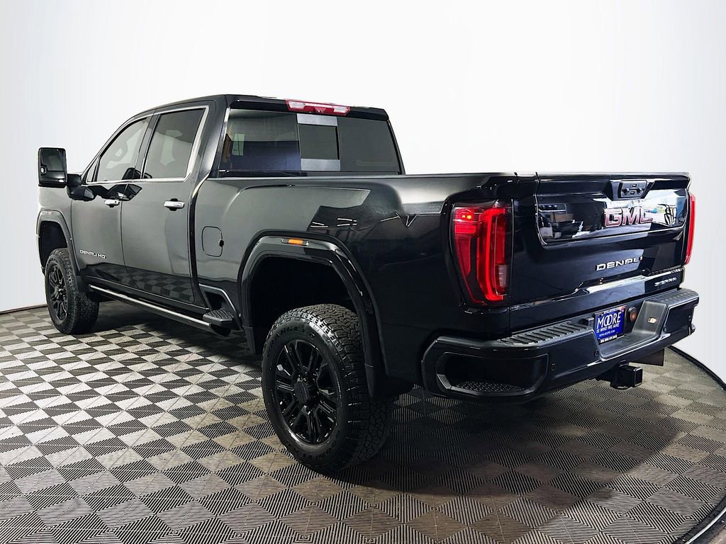 Used 2023 GMC Sierra 3500 Denali w/ Denali Black Diamond Edition AWD/4WD image 5