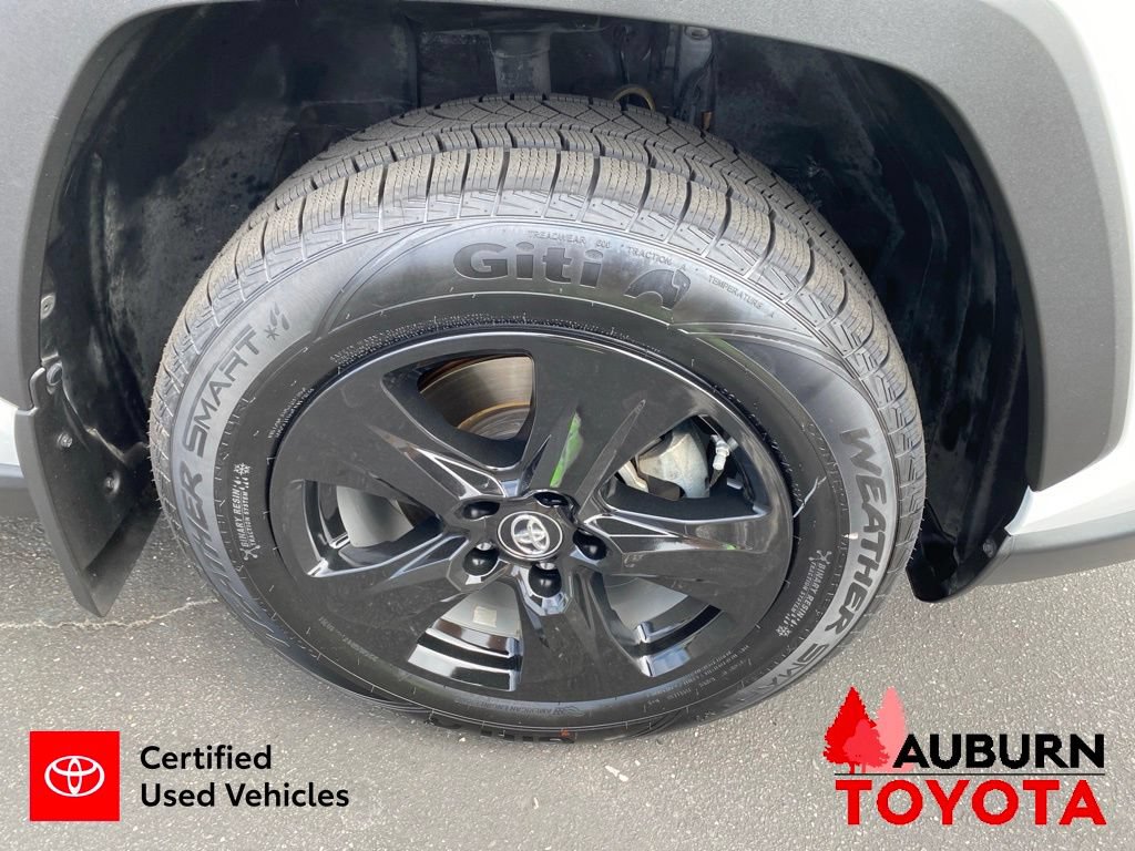 Certified 2019 Toyota RAV4 XLE FWD image 11