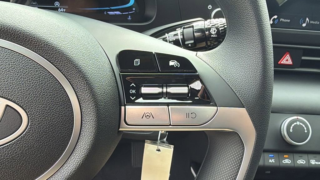 New 2026 Hyundai Elantra SE image 29