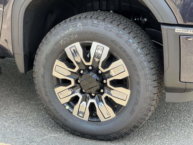 New 2026 GMC Sierra 2500 Denali w/ Technology Package AWD/4WD image 7