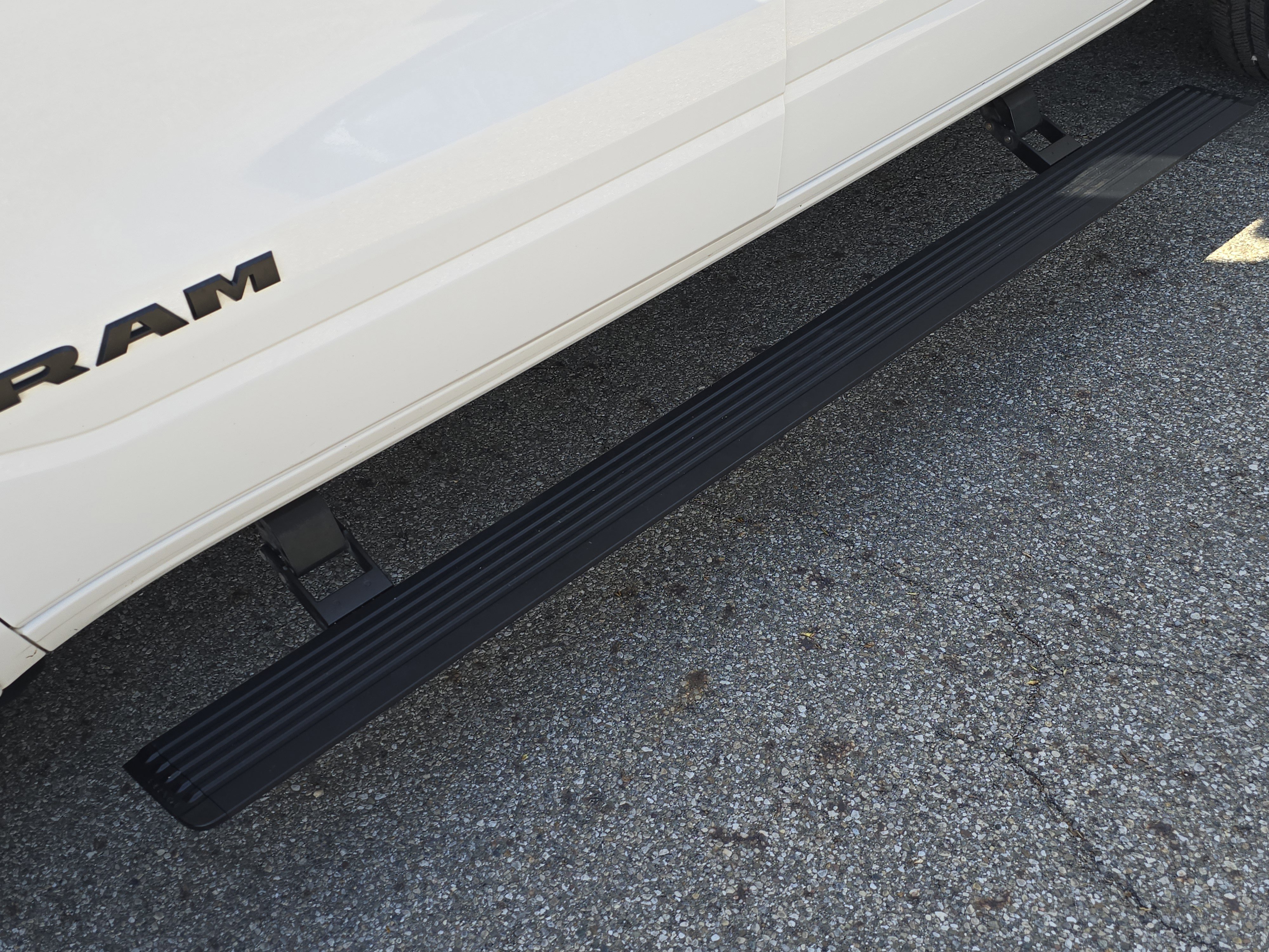Used 2022 RAM 1500 Limited AWD/4WD image 19