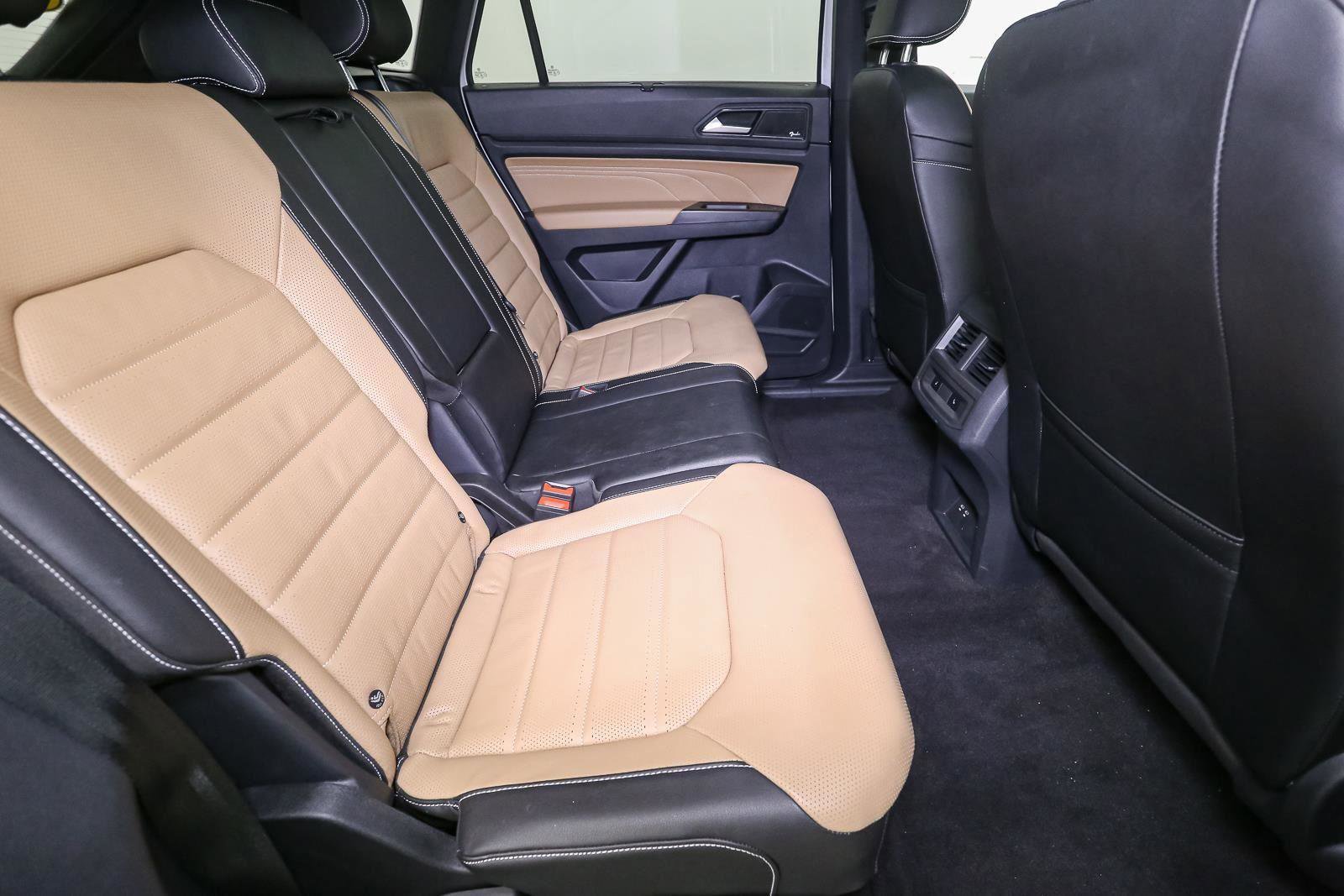 Certified 2023 Volkswagen Atlas Cross Sport SEL Premium R-Line image 25