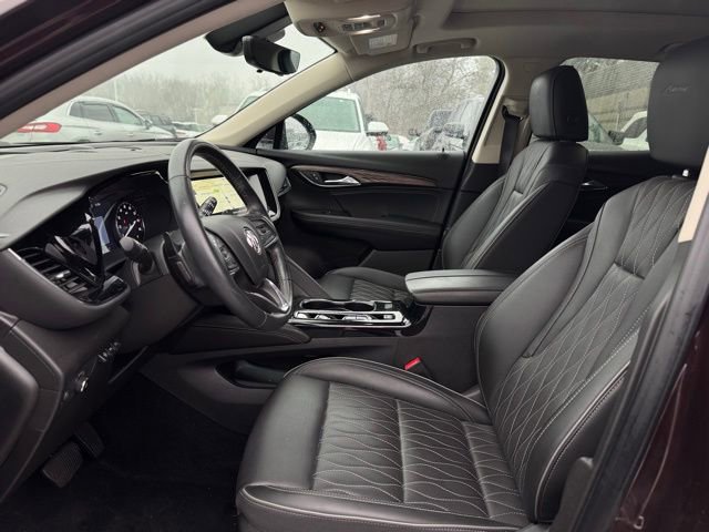 Used 2022 Buick Envision Avenir w/ Technology Package II image 18